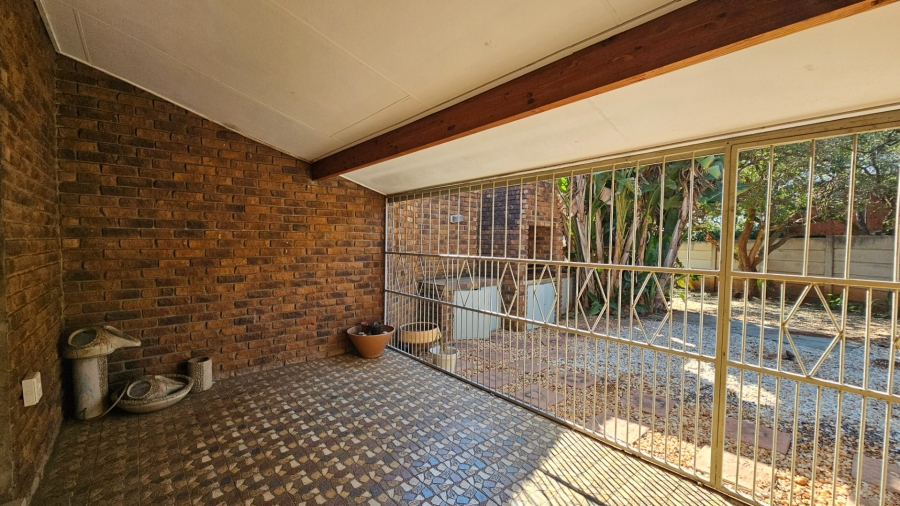 To Let 4 Bedroom Property for Rent in Sterpark Limpopo