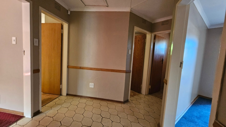 To Let 4 Bedroom Property for Rent in Sterpark Limpopo