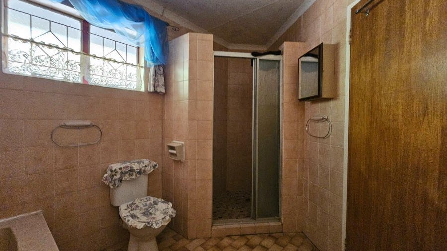 To Let 4 Bedroom Property for Rent in Sterpark Limpopo