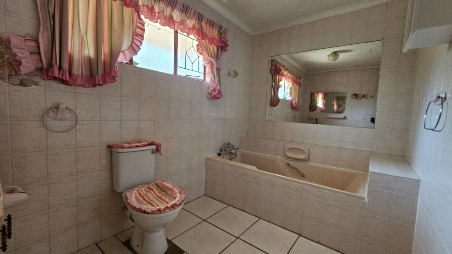 To Let 4 Bedroom Property for Rent in Sterpark Limpopo