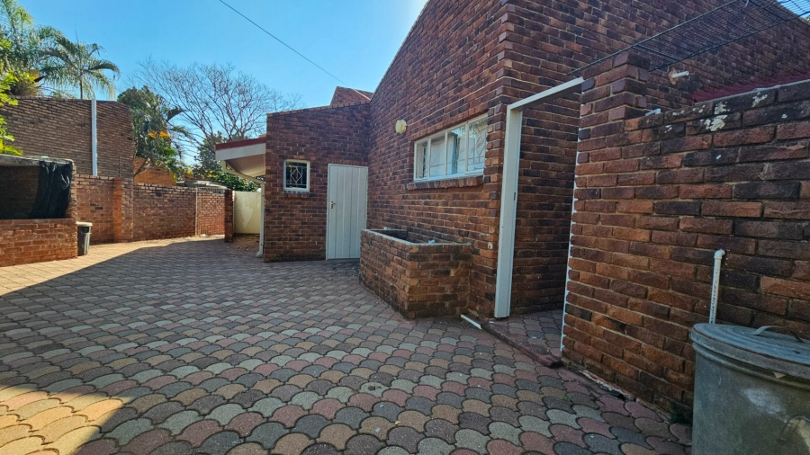 To Let 4 Bedroom Property for Rent in Sterpark Limpopo