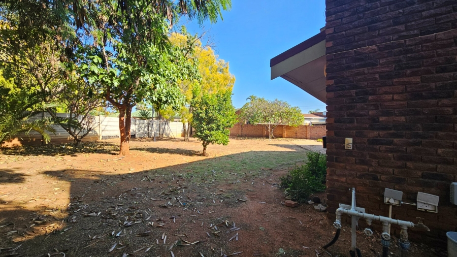 To Let 4 Bedroom Property for Rent in Sterpark Limpopo
