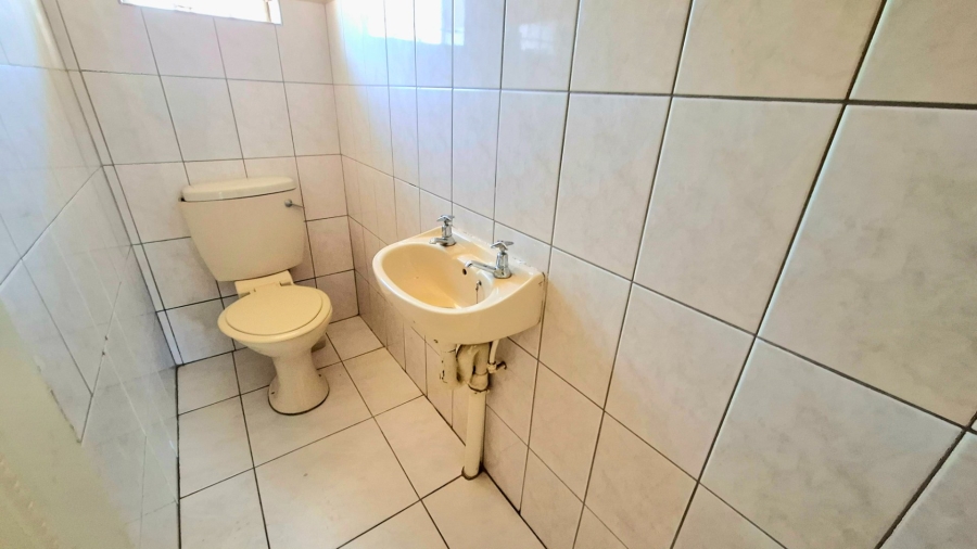 To Let 3 Bedroom Property for Rent in Bendor Limpopo