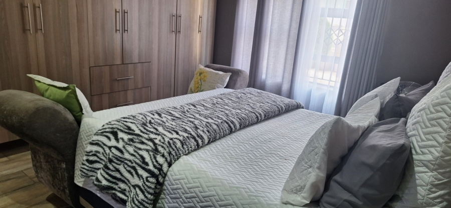 4 Bedroom Property for Sale in Chroompark Limpopo