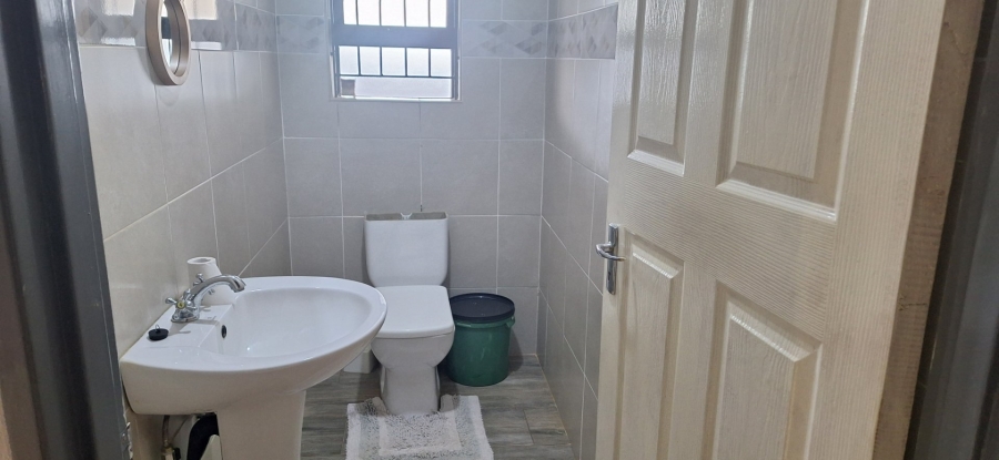4 Bedroom Property for Sale in Chroompark Limpopo