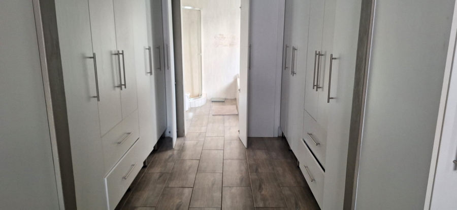4 Bedroom Property for Sale in Chroompark Limpopo