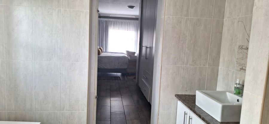 4 Bedroom Property for Sale in Chroompark Limpopo