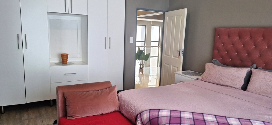 4 Bedroom Property for Sale in Chroompark Limpopo