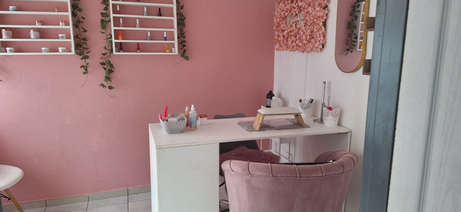 4 Bedroom Property for Sale in Chroompark Limpopo