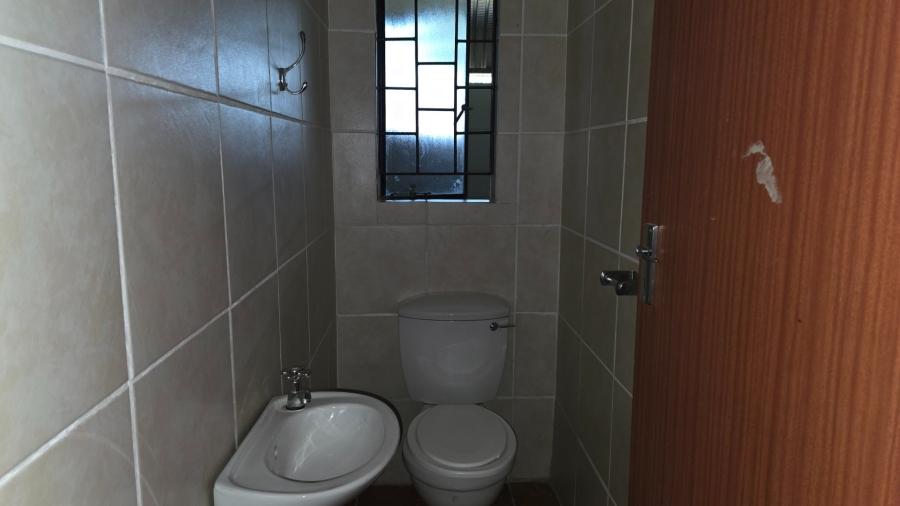 To Let Commercial Property for Rent in Tzaneen Industrial South Limpopo