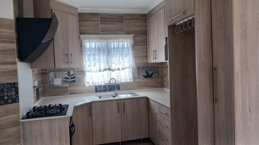 1 Bedroom Property for Sale in Aquapark Limpopo