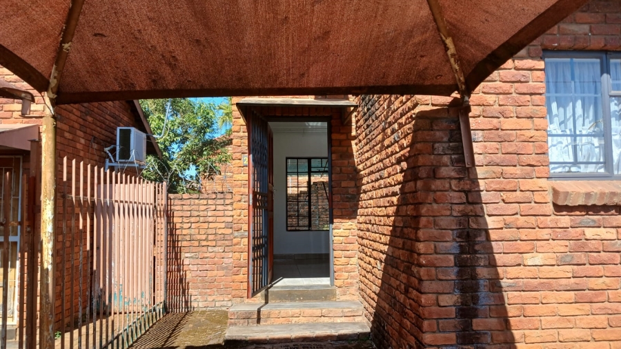 1 Bedroom Property for Sale in Aquapark Limpopo