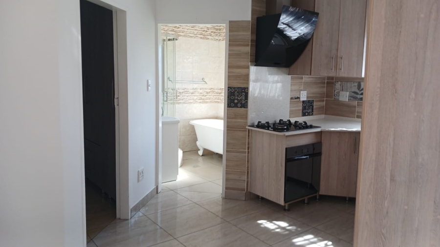 1 Bedroom Property for Sale in Aquapark Limpopo