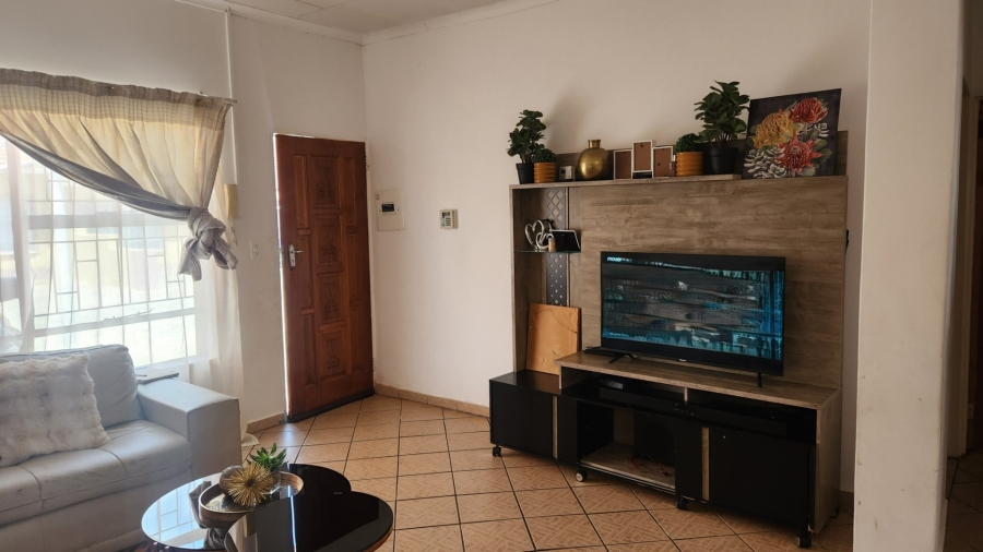 2 Bedroom Property for Sale in Polokwane Central Limpopo