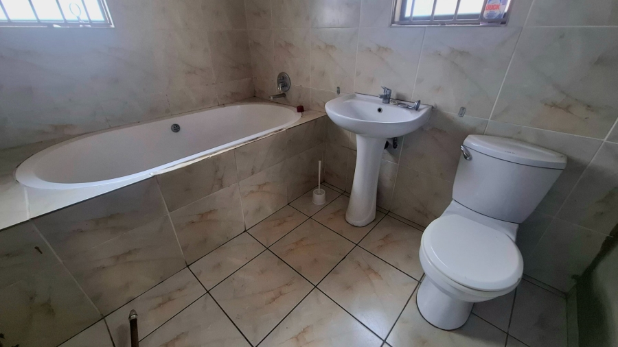3 Bedroom Property for Sale in Bendor Limpopo