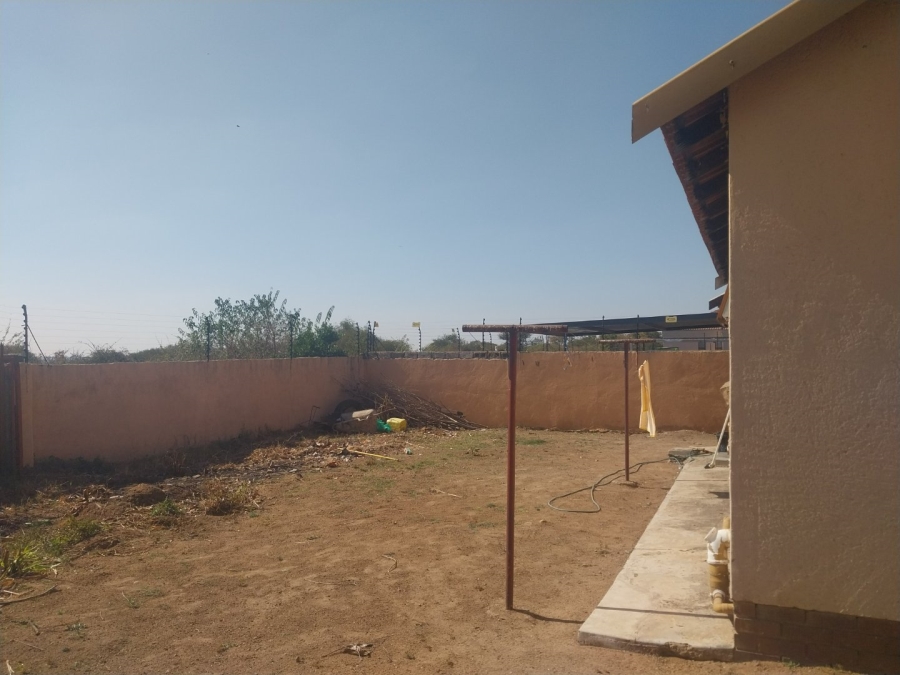 3 Bedroom Property for Sale in Mahlasedi Park Limpopo