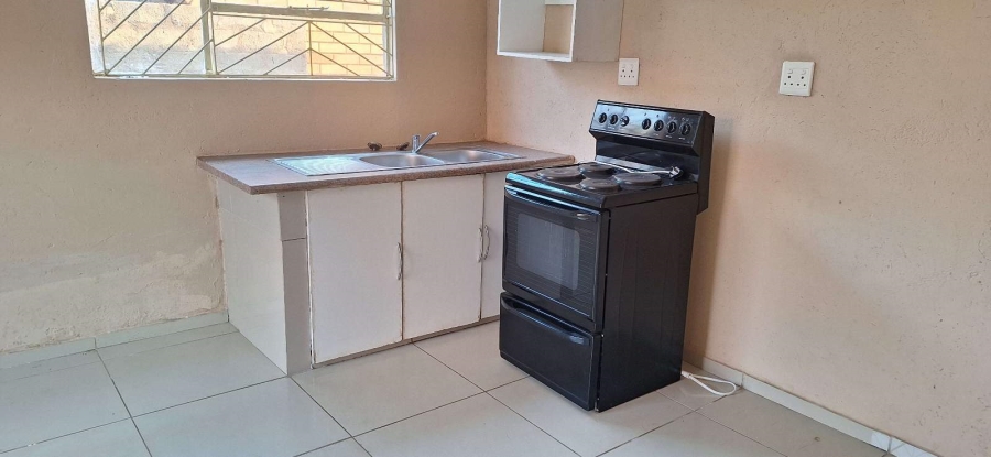 To Let 2 Bedroom Property for Rent in Mokopane Central Limpopo