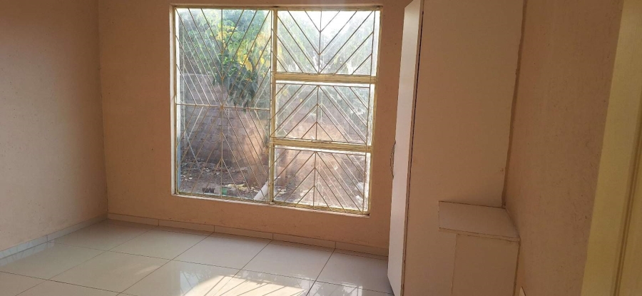 To Let 2 Bedroom Property for Rent in Mokopane Central Limpopo