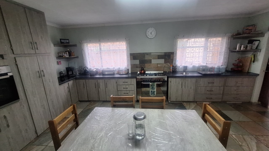 4 Bedroom Property for Sale in Chroompark Limpopo