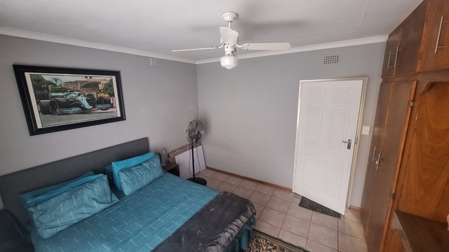 4 Bedroom Property for Sale in Chroompark Limpopo