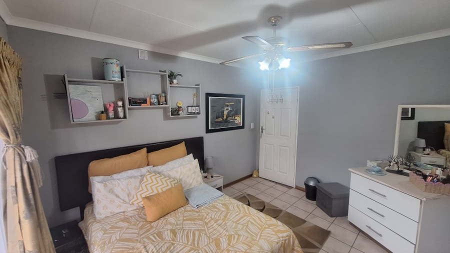 4 Bedroom Property for Sale in Chroompark Limpopo