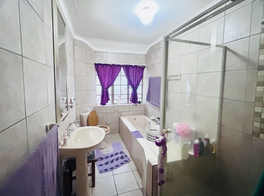 4 Bedroom Property for Sale in Aquapark Limpopo
