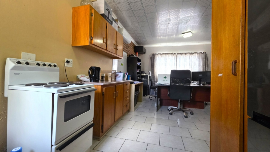 2 Bedroom Property for Sale in Bendor Limpopo