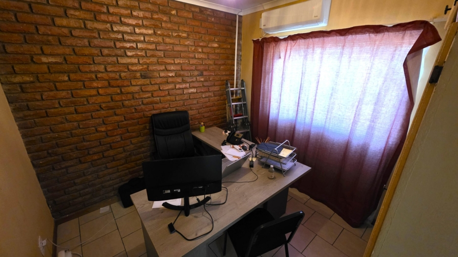 2 Bedroom Property for Sale in Bendor Limpopo