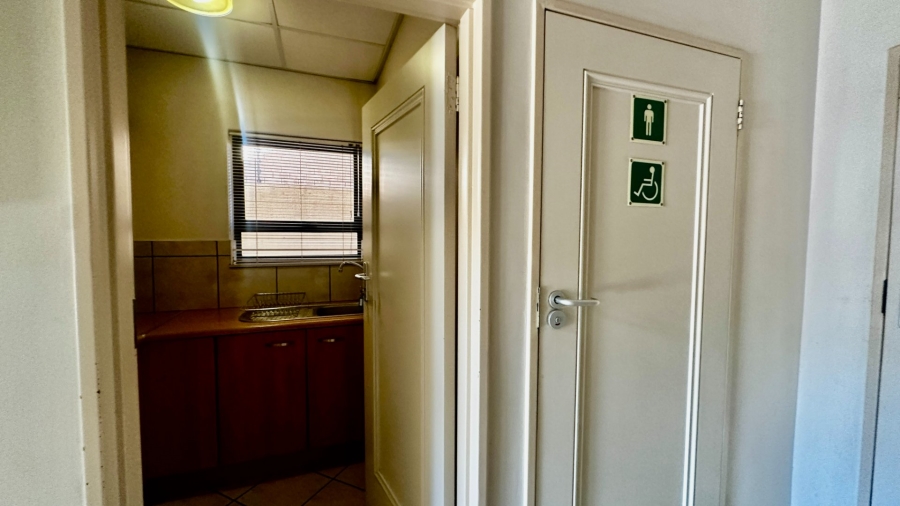 Commercial Property for Sale in Hampton Court Limpopo