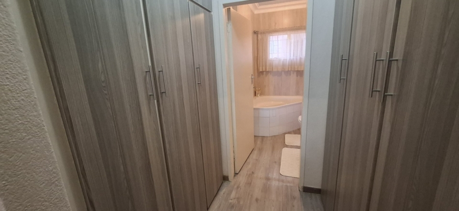 To Let 3 Bedroom Property for Rent in Bendor Limpopo