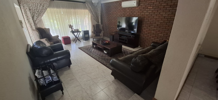 To Let 3 Bedroom Property for Rent in Bendor Limpopo