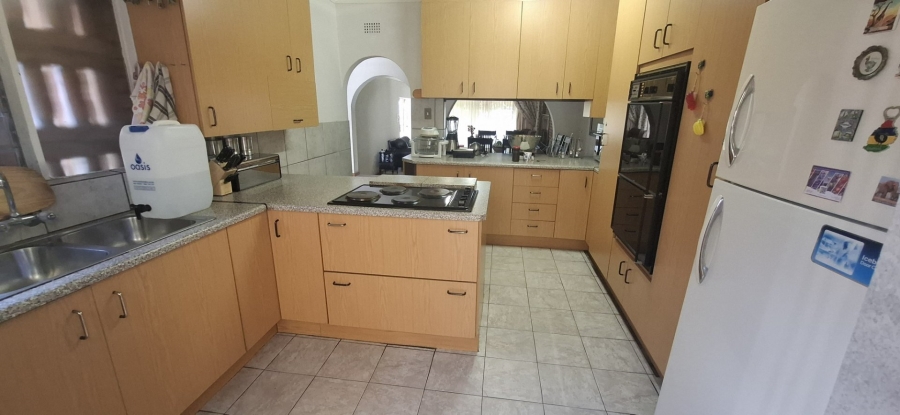 To Let 3 Bedroom Property for Rent in Bendor Limpopo