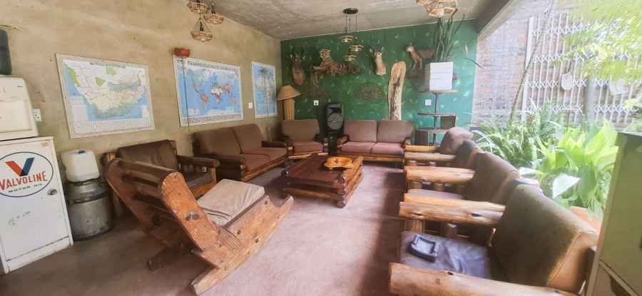 To Let 1 Bedroom Property for Rent in Bendor Limpopo