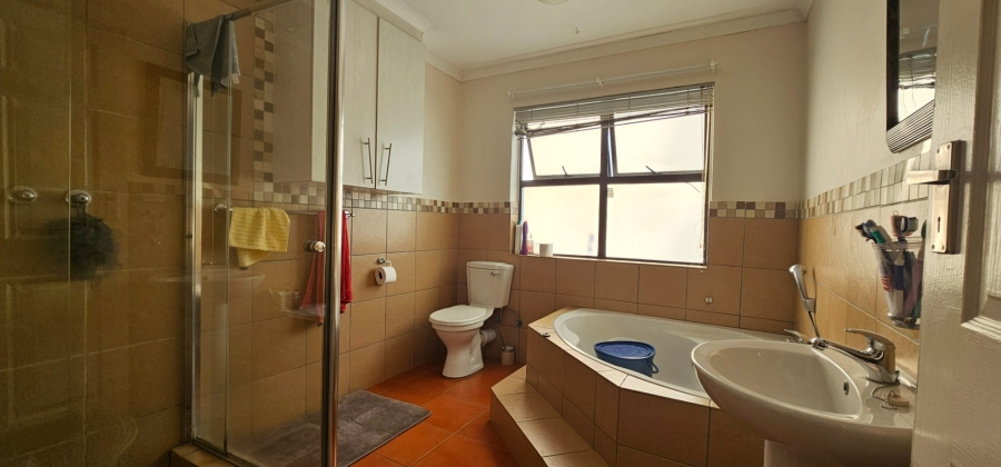 4 Bedroom Property for Sale in Eagles Crest Limpopo