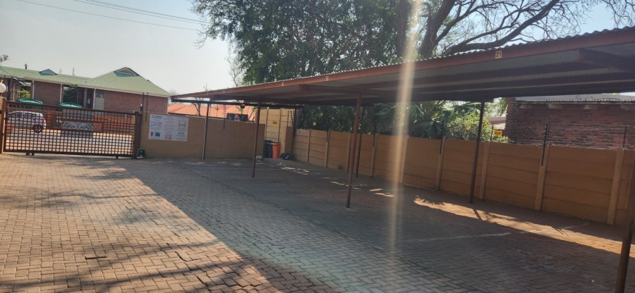 2 Bedroom Property for Sale in Polokwane Central Limpopo