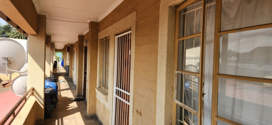 2 Bedroom Property for Sale in Polokwane Central Limpopo