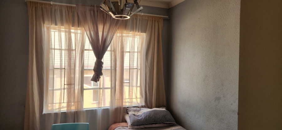 2 Bedroom Property for Sale in Polokwane Central Limpopo