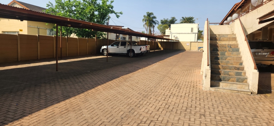 2 Bedroom Property for Sale in Polokwane Central Limpopo
