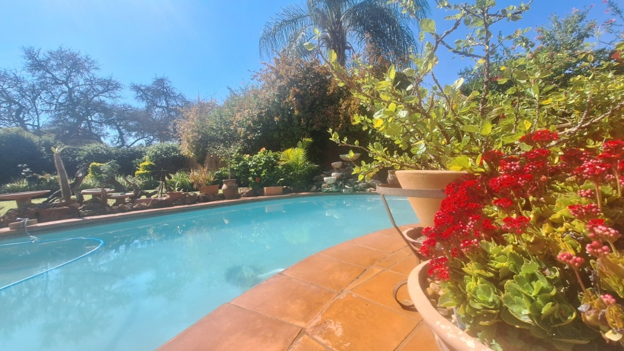 4 Bedroom Property for Sale in Chroompark Limpopo