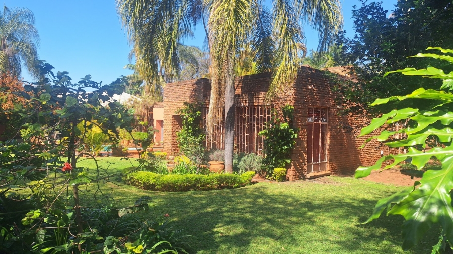 4 Bedroom Property for Sale in Chroompark Limpopo