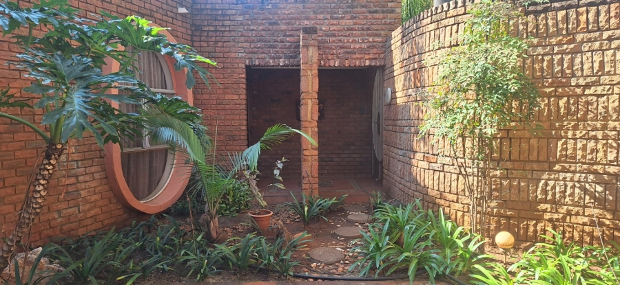 4 Bedroom Property for Sale in Chroompark Limpopo