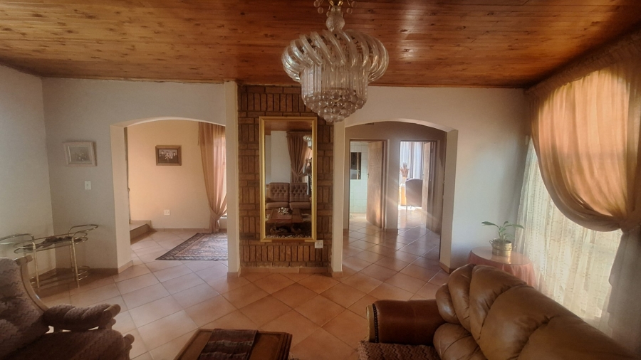 4 Bedroom Property for Sale in Chroompark Limpopo