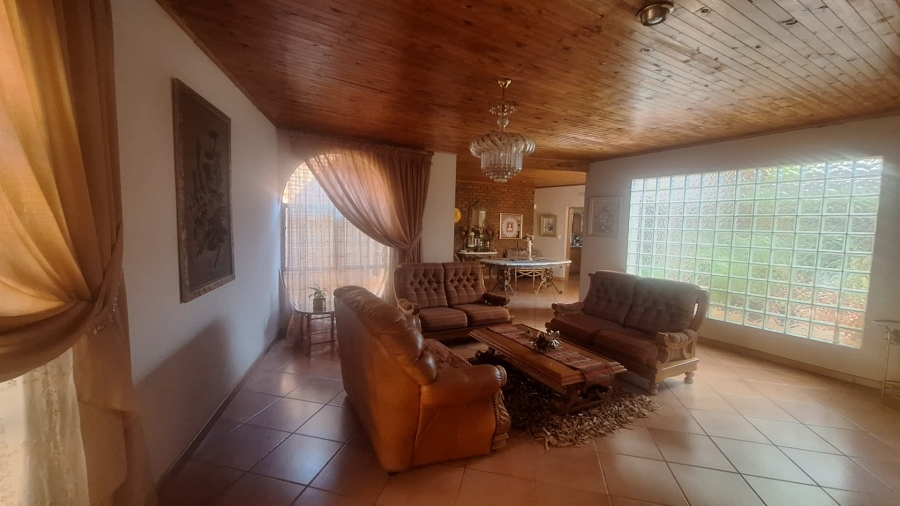 4 Bedroom Property for Sale in Chroompark Limpopo
