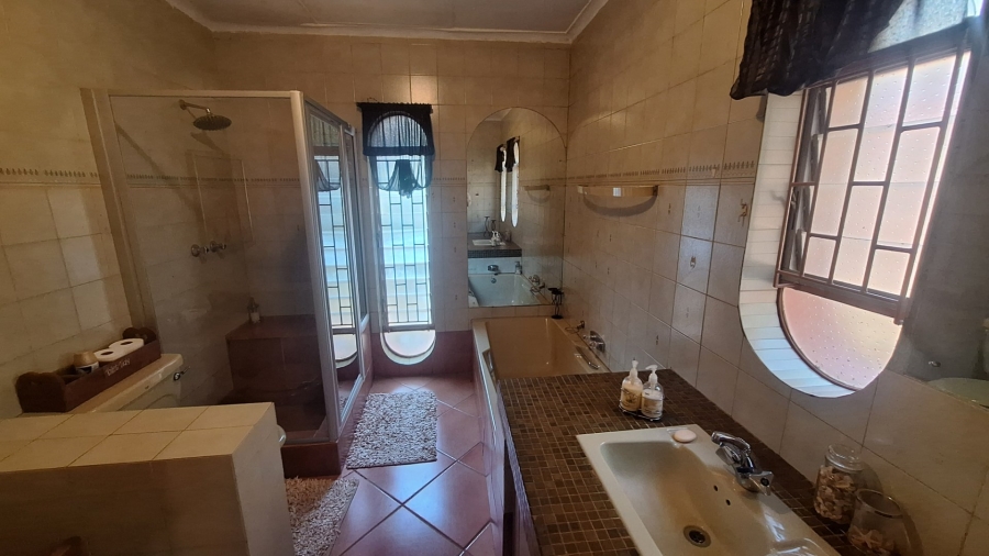 4 Bedroom Property for Sale in Chroompark Limpopo