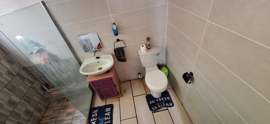 6 Bedroom Property for Sale in Kameeldoringpark Limpopo