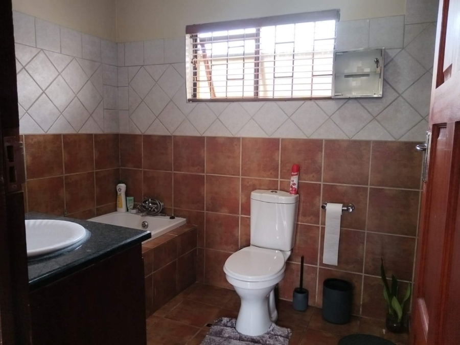 To Let 3 Bedroom Property for Rent in Bendor Limpopo