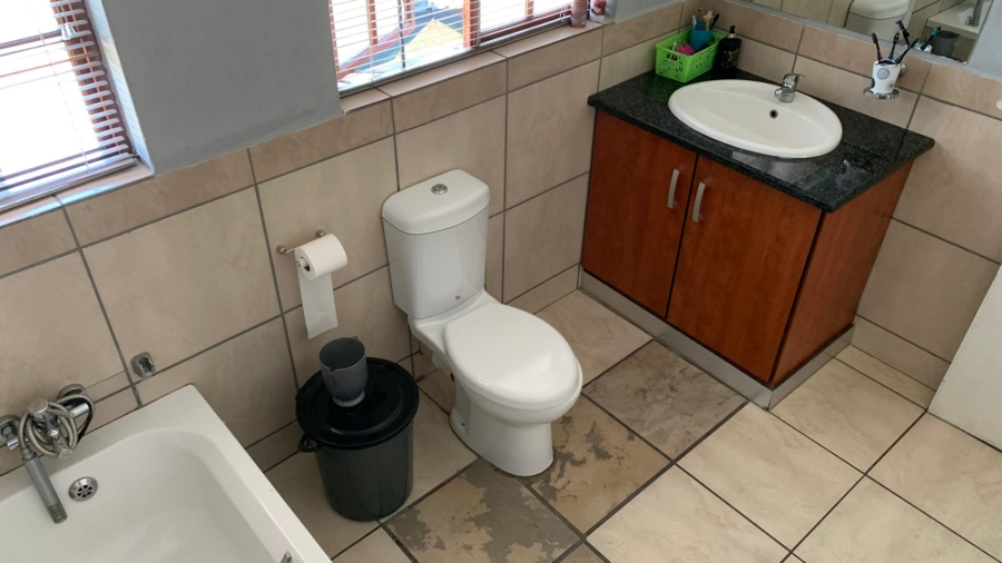 4 Bedroom Property for Sale in Golden Acres Estate Limpopo