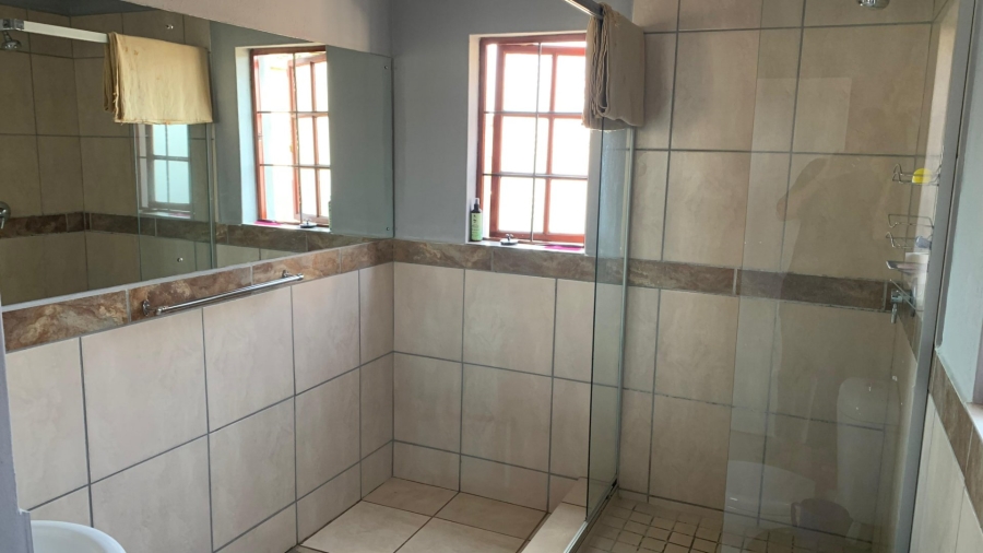 4 Bedroom Property for Sale in Golden Acres Estate Limpopo