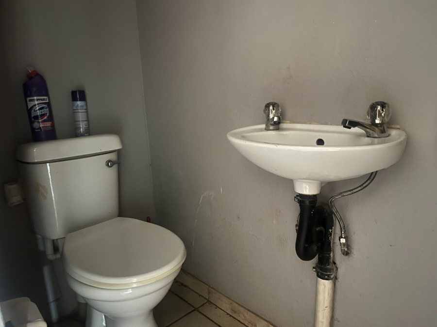 2 Bedroom Property for Sale in Aquapark Limpopo