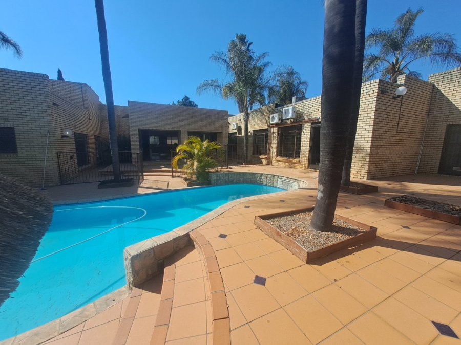 6 Bedroom Property for Sale in Welgelegen Limpopo